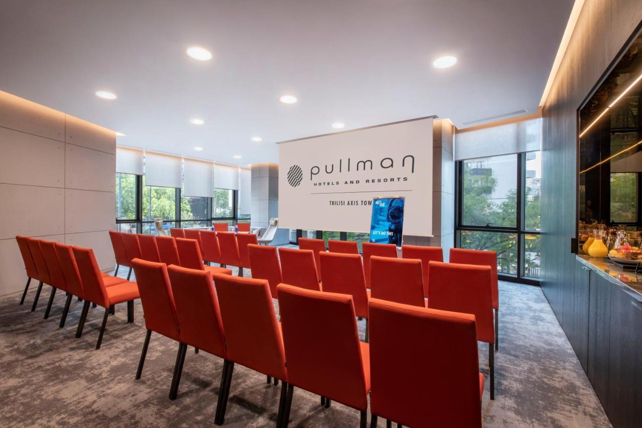 Pullman Tbilisi Axis Towers Hotel ภายนอก รูปภาพ